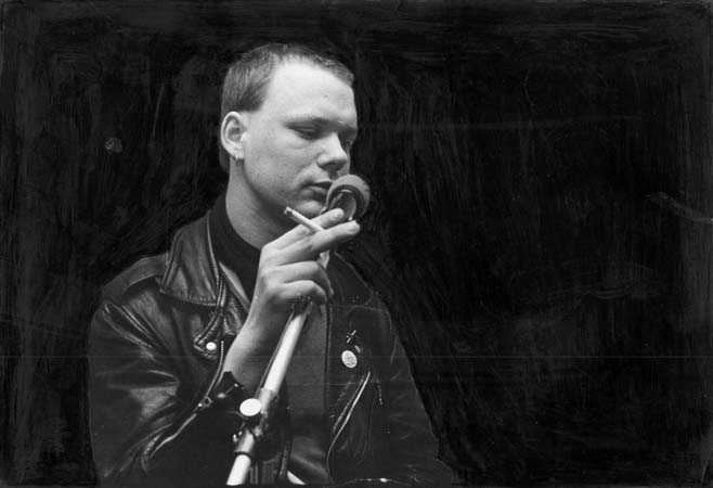 0021ÄXÜL Anfang 1984,Party bei Johnny Fesel 01,Heini