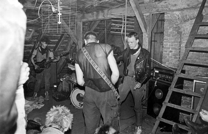 0037Dachbodenfest April 1984 Heini & Alf 04