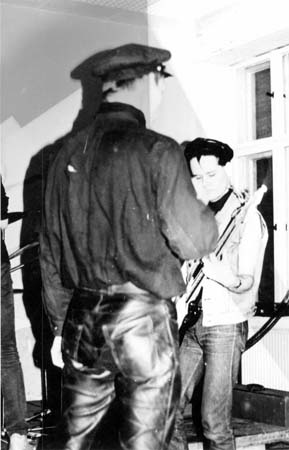 0062Thuleclub 08.03.85 Aufbau Soundcheck