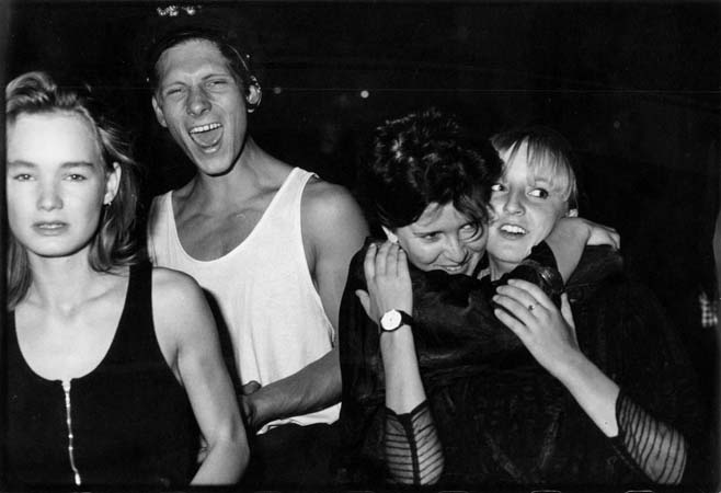 0135Nickie,Krischan,Franziska,Esther 12.09.86 Club Weinbergsweg